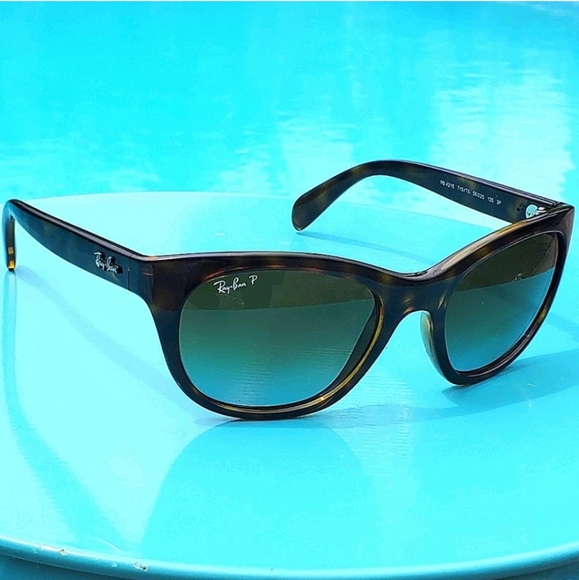 RAY-BAN Brown Gradient Rectangular Sunglasses, New - Picture 7 of 15